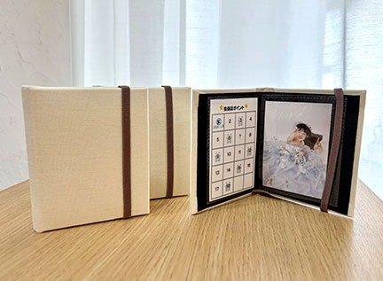 ミニアルバム型オリジナル会員証