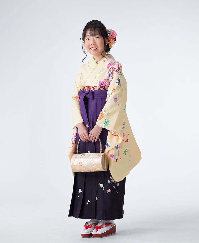 着物と袴を着た10歳女の子の写真:二分の一成人式(十三参り)撮影