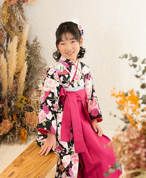 着物と袴を着た10歳(小学4年生)女の子の写真:二分の一成人式(十三参り)撮影