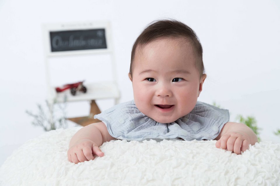 安藤正匡の赤ちゃん写真を拡大表示する